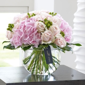 Luxury Pretty Pink Vase *