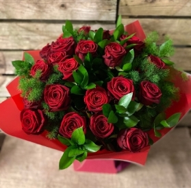 Premium Rose Bouquet (Naomi)
